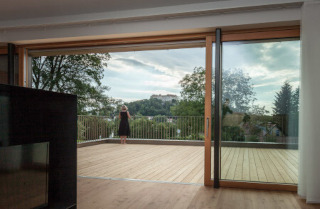 Einfamilienhaus mit schöner Aussicht von Terrasse